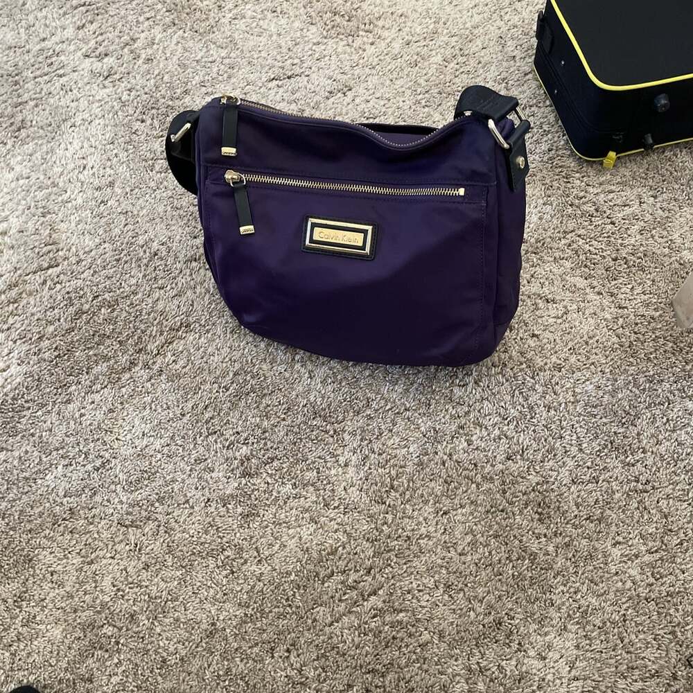 Calvin Klein Crossbody Handbag Plum w/ Black Strap, Pre-owned